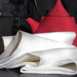 Serviette de table en toile fine de lin blanc