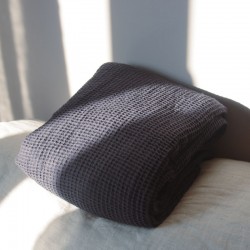 Grande serviette bleue marine en lin