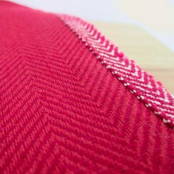 Chevron tissé sur torchon de cuisine rouge en métis de lin
